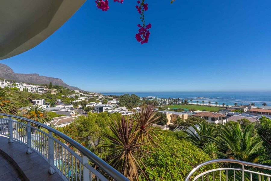 4 Bedroom Property for Sale in Camps Bay Western Cape